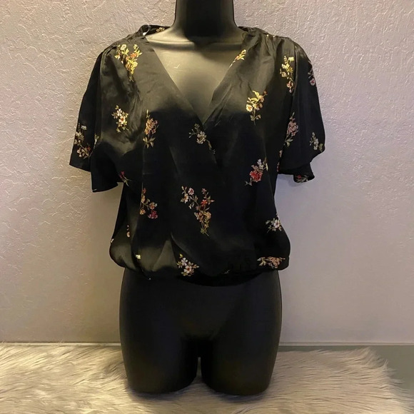 Haute Monde Black & Floral Satin One Piece Blouse - Picture 1 of 11